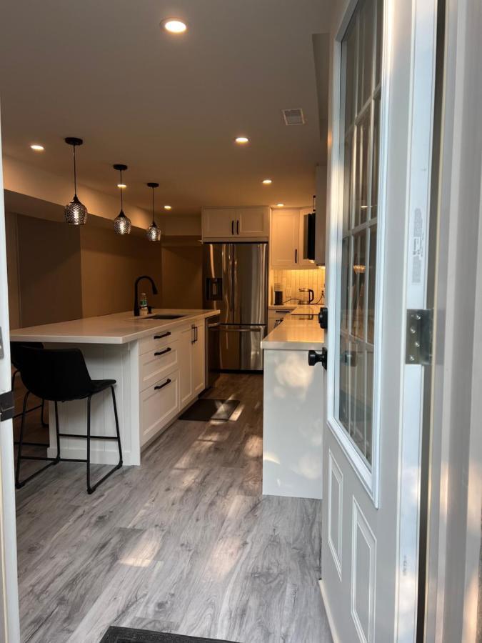 The Croft House - 2 Bedroom 1 Bathroom Suite Burlington Esterno foto